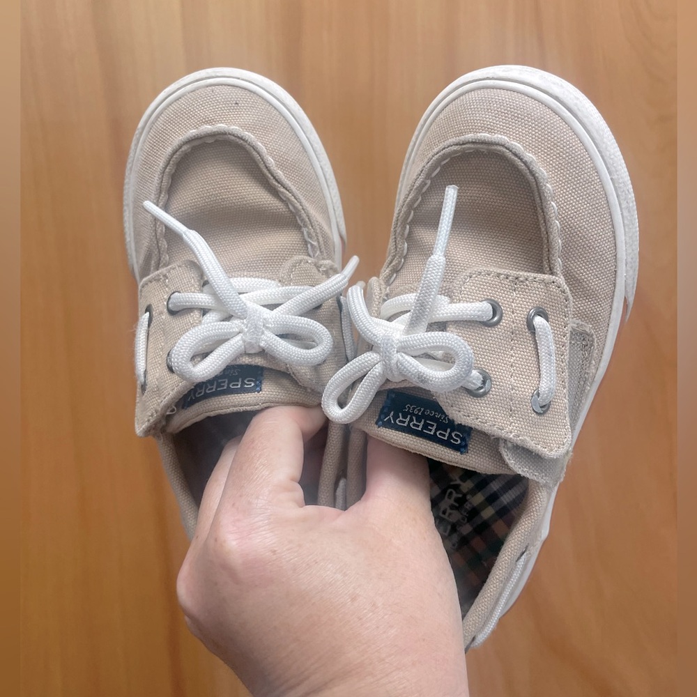 Sperry Shoes Boys size 11.5 Velcro 👞